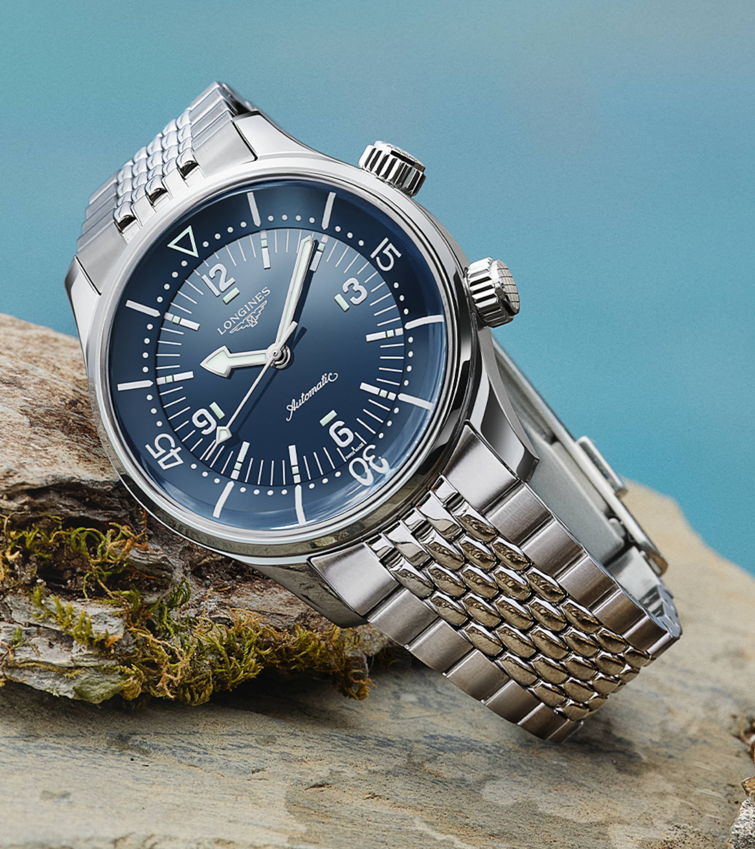 Longines Legend Diver in blue L3.764.4.90.7_Gallery 2