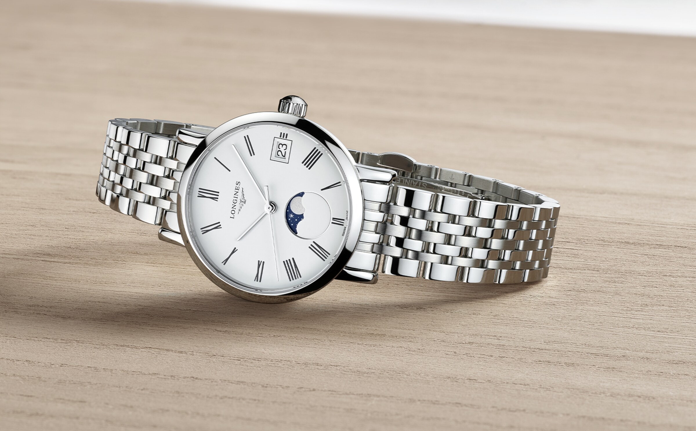 Longines elegant collection in white dial and steel bracelet_l4.812.4.11.6_1600X992_desktop