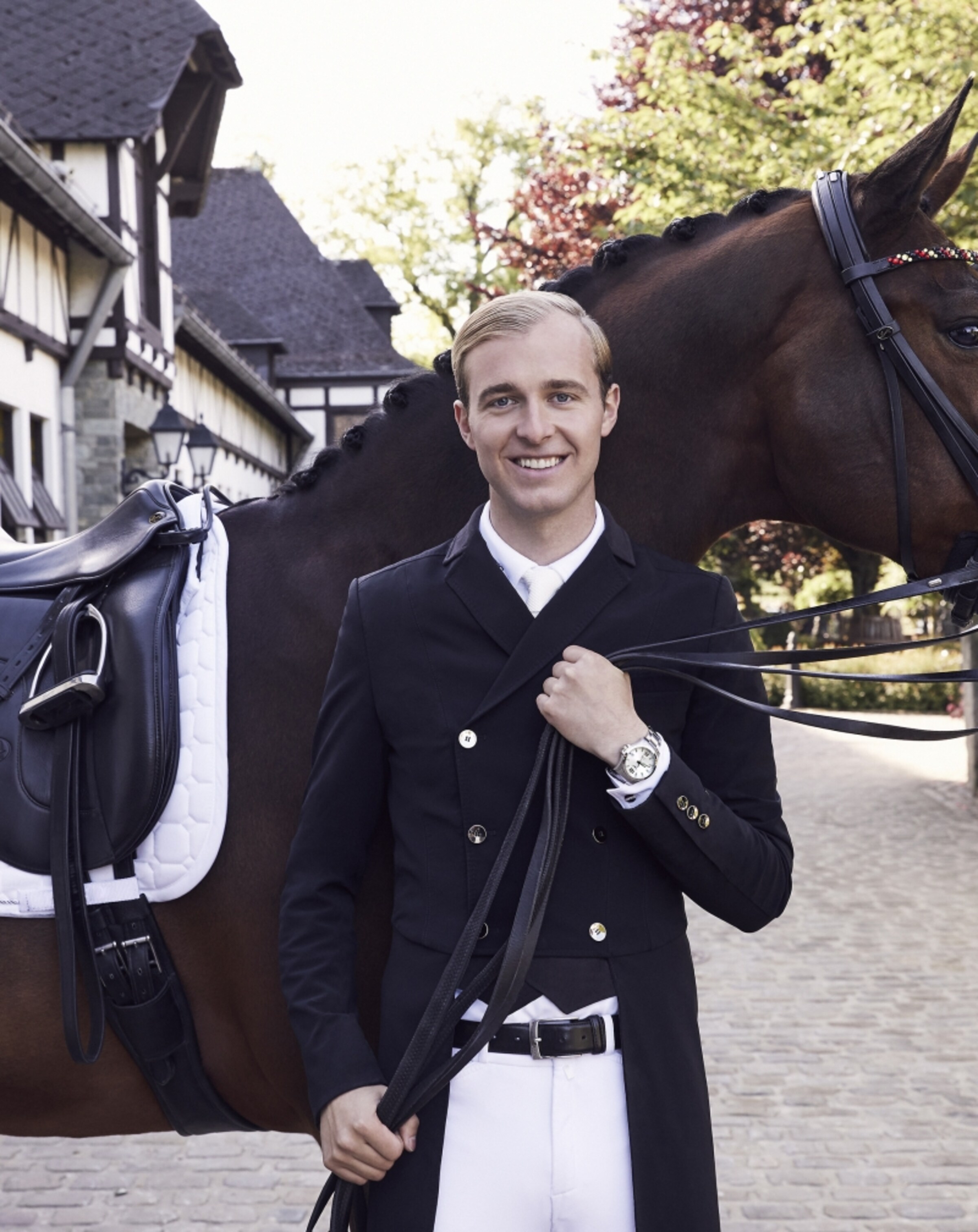 Longines Equestrian Ambassador Sönke Rothenberger and his horse