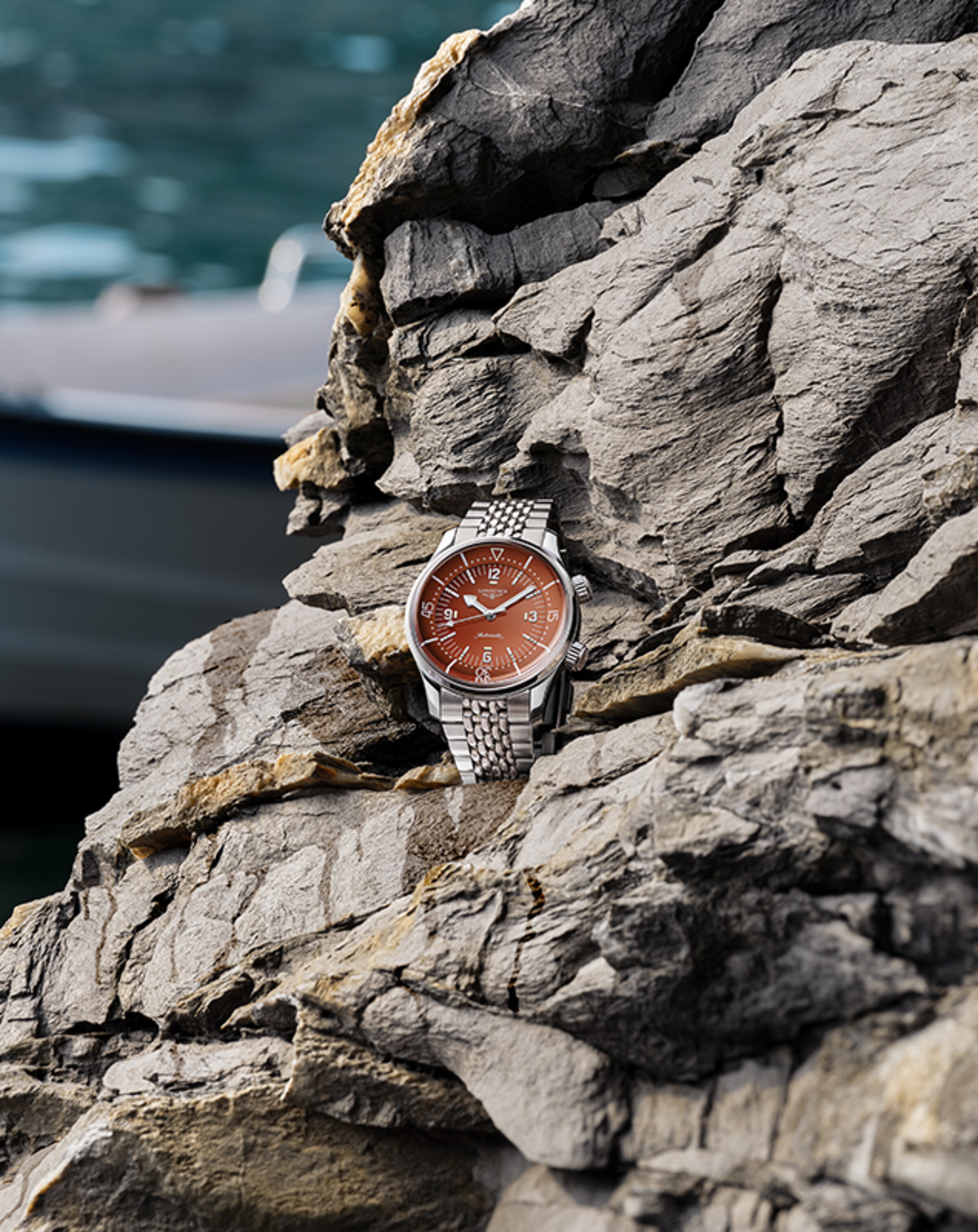 Longines Legend Diver in terracotta dial and steel bracelet L3.764.4.96.6 800X800 Blog