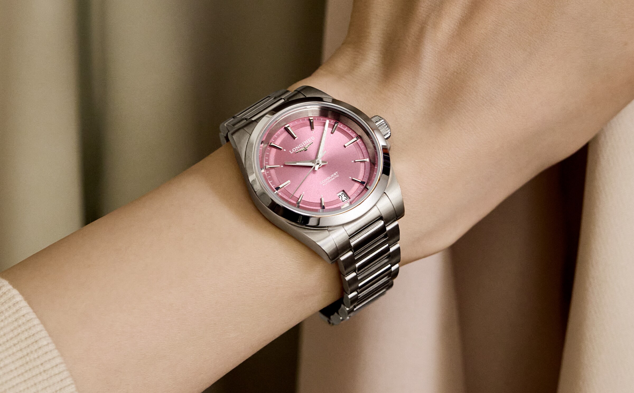 Conquest 2024 in pink dial and steel bracelet L3.430.4.99.6_