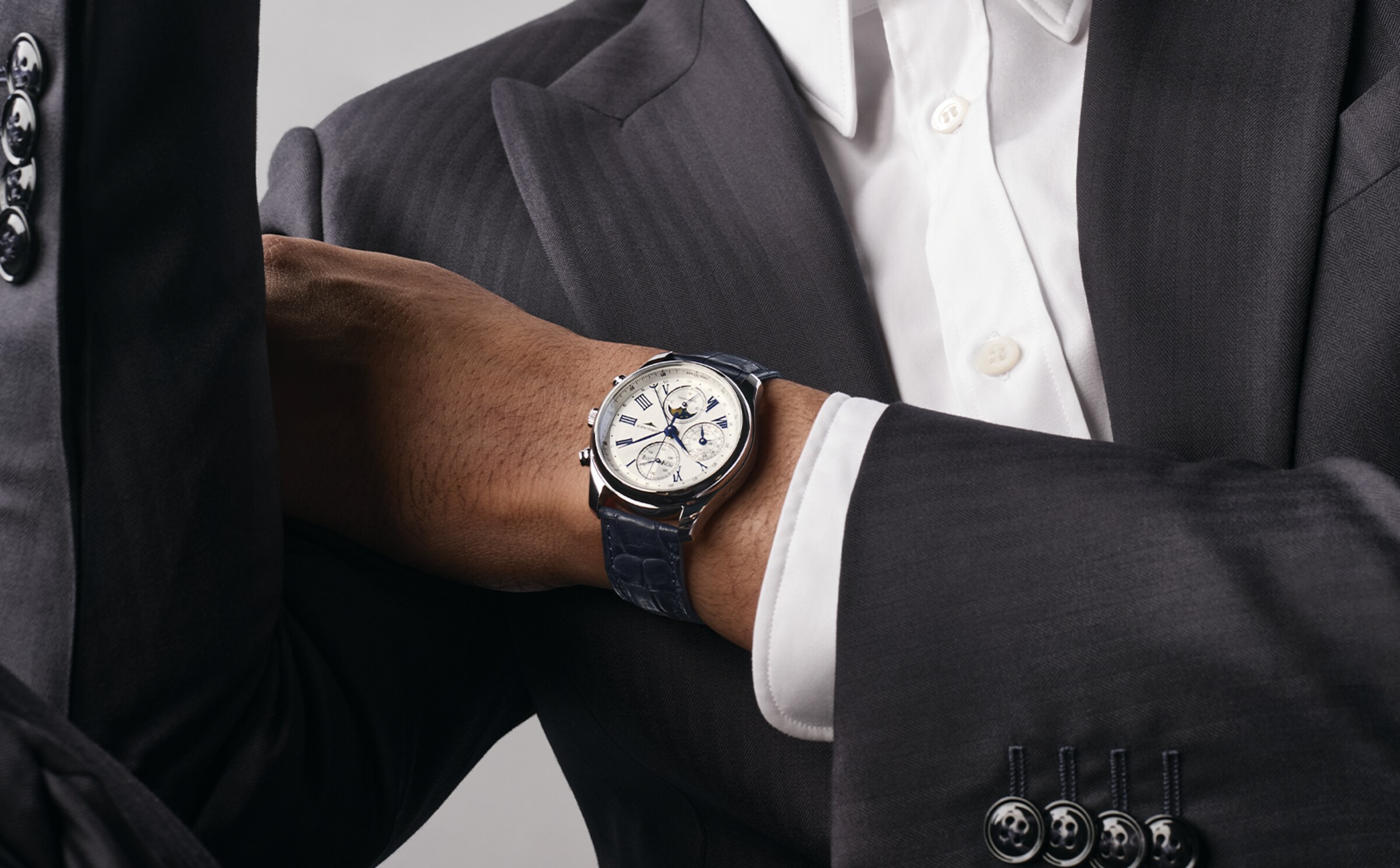 Longines Master Collection Moonphase white dial and blue strap L2.919.4.78.3 1600X992