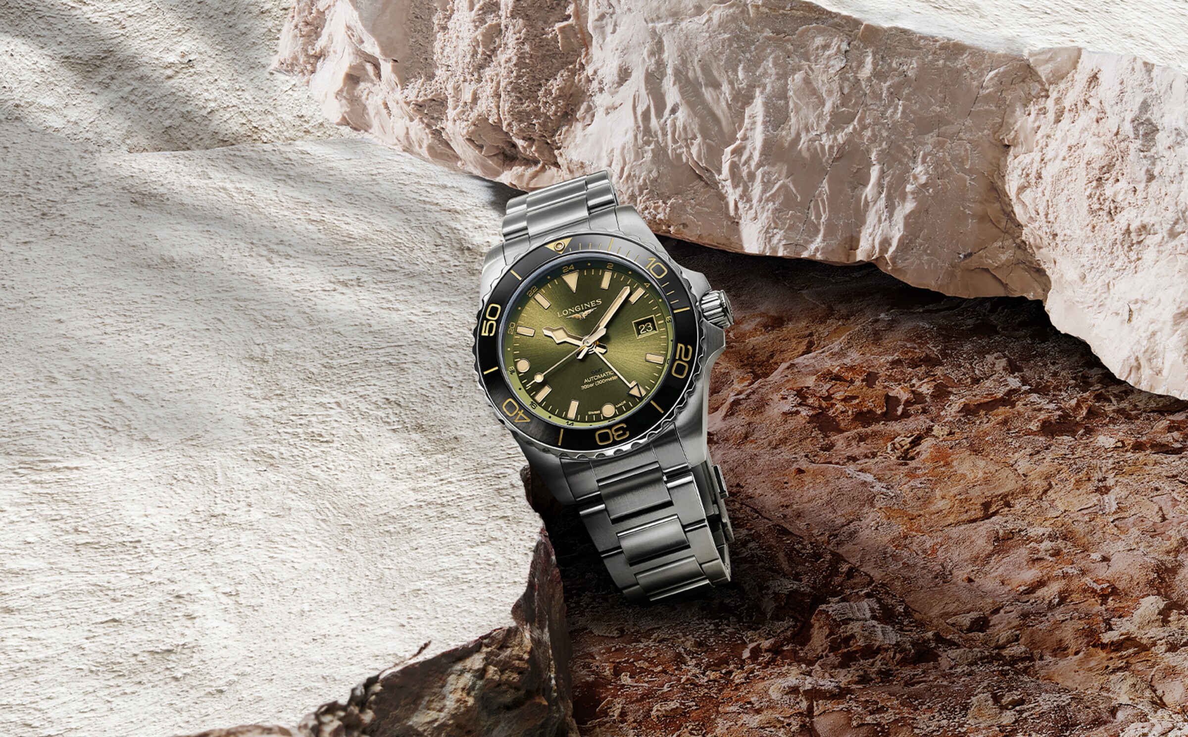 Hydroconquest in green dial and steel bracelet L3.790.4.06.6 1600X992